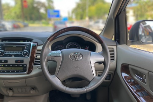 2012 Toyota Innova 2.0 G AT Terpakai