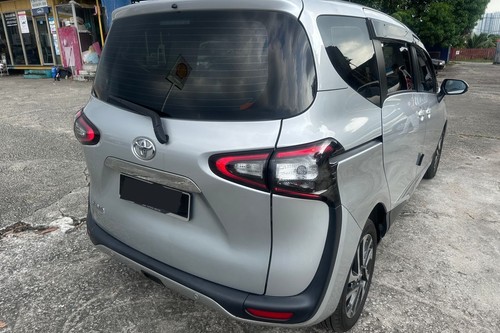 Used 2018 Toyota Sienta 1.5 V AT