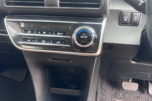 Used 2018 Toyota Sienta 1.5 V AT