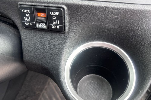 Used 2018 Toyota Sienta 1.5 V AT