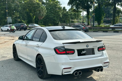2012 BMW 3 Series Sedan 328i Terpakai