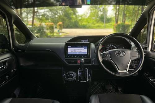 Used 2019 Toyota Noah 2.0