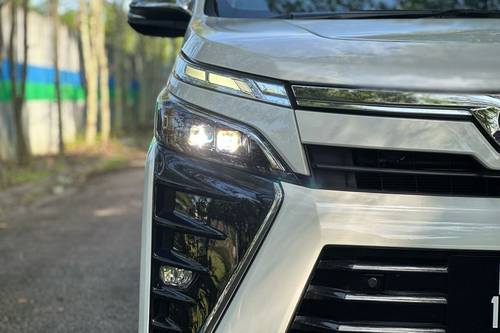 Used 2019 Toyota Voxy 2.0 ZS