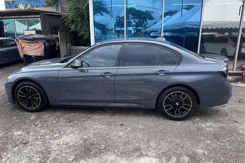 2015 BMW 3 Series Sedan 316i Terpakai