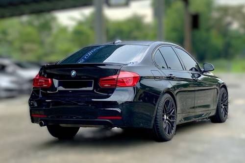 2016 BMW 3 Series Sedan 318i Sports Terpakai