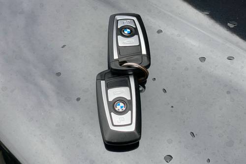 2016 BMW 3 Series Sedan 318i Sports Terpakai