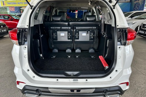 2022 Perodua Aruz 1.5AV Terpakai