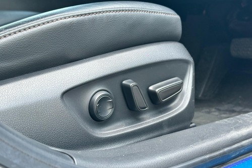 2021 Toyota Camry 2.5V Terpakai