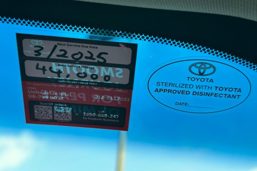 2021 Toyota Camry 2.5V Terpakai