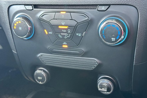 2019 Ford Ranger 2.2L XLT AT Terpakai