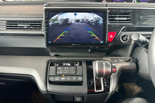 2017 Honda Step Wgn 1.5 Terpakai