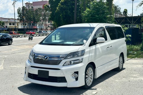 Old 2012 Toyota Vellfire 2.4Z