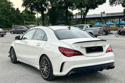 2017 Mercedes Benz CLA-Class Coupe 45 AMG 4MATIC Terpakai