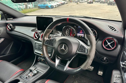 2017 Mercedes Benz CLA-Class Coupe 45 AMG 4MATIC Terpakai