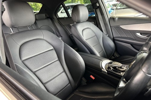 2018 Mercedes Benz C-Class Coupe 180 Terpakai