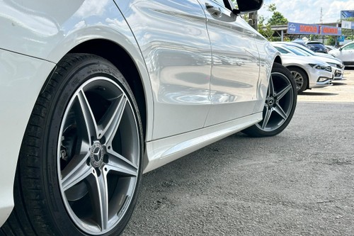 2018 Mercedes Benz C-Class Coupe 180 Terpakai