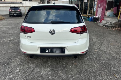 Used 2018 Volkswagen Golf 2.0L TSI GTI