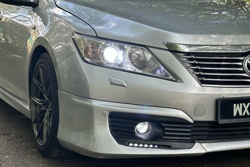 Old 2012 Toyota Camry 2.5