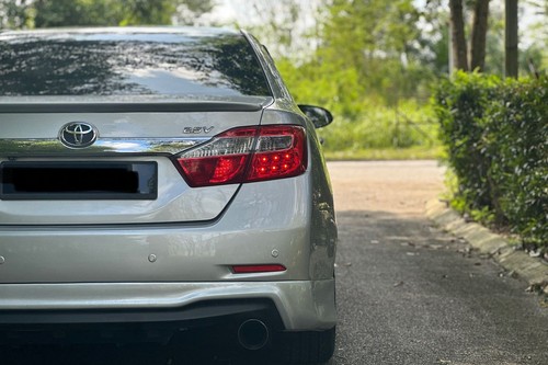 Second hand 2012 Toyota Camry 2.5 