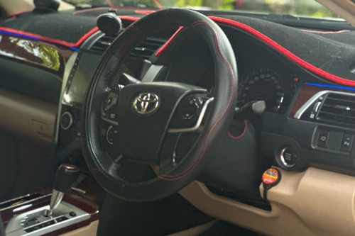 Used 2012 Toyota Camry 2.5