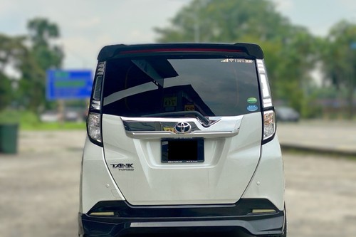 Used 2018 Toyota Tank 1.0 GT