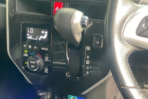 Used 2018 Toyota Tank 1.0 GT