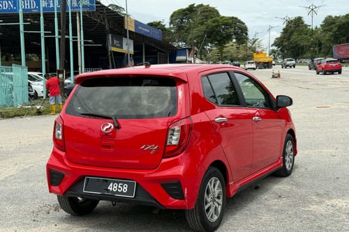 2021 Perodua Axia 1.0 AV AT  lama