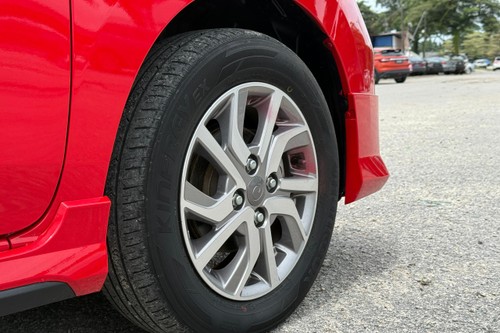 2021 Perodua Axia 1.0 AV AT Terpakai