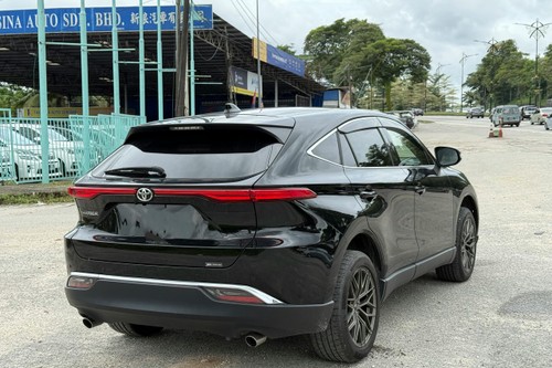 2021 Toyota Harrier 2.0 Luxury Terpakai