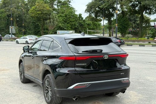 2021 Toyota Harrier 2.0 Luxury Terpakai