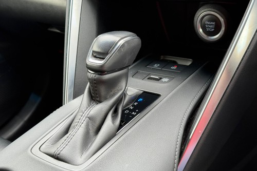 2021 Toyota Harrier 2.0 Luxury Terpakai