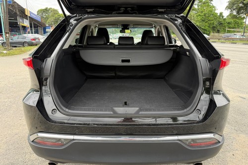 2021 Toyota Harrier 2.0 Luxury Terpakai