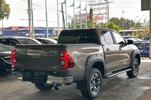 Used 2023 Toyota Hilux Double Cab 2.4V (AT) 4X4