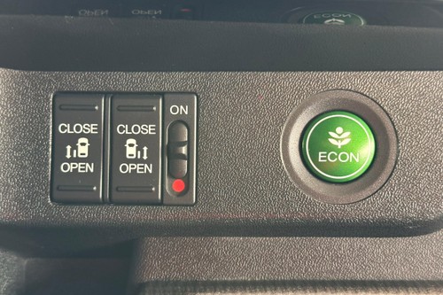 2020 Honda Step Wgn 1.5 Terpakai