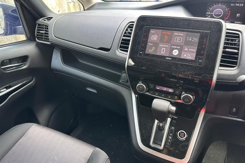 2019 Nissan Serena 2.0L Highway Star Terpakai