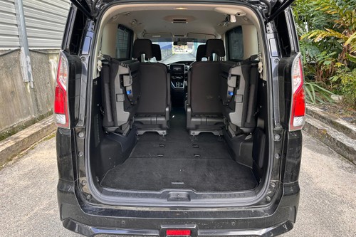 2019 Nissan Serena 2.0L Highway Star Terpakai