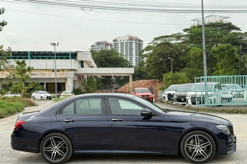 2020 Mercedes Benz E-Class Saloon E 350 AMG Line Terpakai