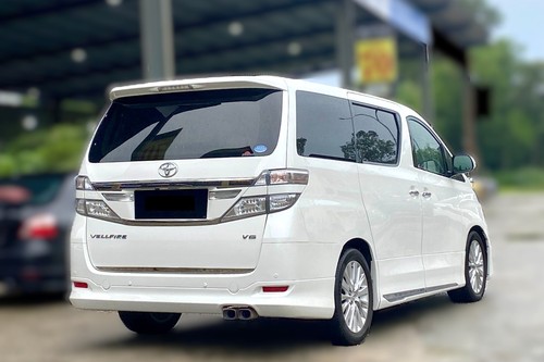Used 2014 Toyota Vellfire 3.5