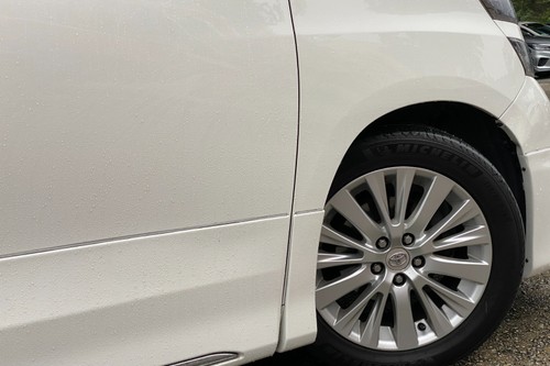 Used 2014 Toyota Vellfire 3.5