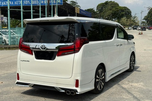 2021 Toyota Alphard 2.5 SC Terpakai