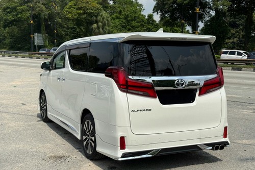 2021 Toyota Alphard 2.5 SC Terpakai