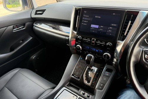 2021 Toyota Alphard 2.5 SC Terpakai
