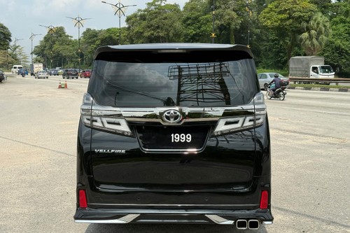 Used 2018 Toyota Vellfire 2.5L