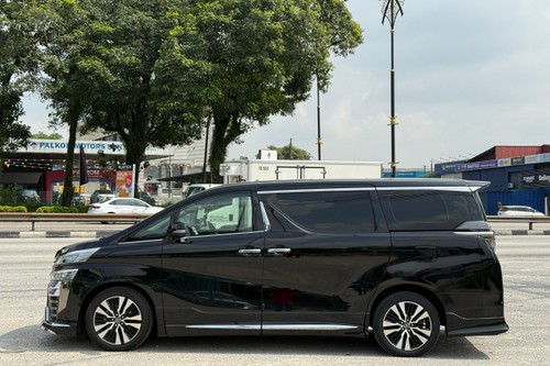 Used 2018 Toyota Vellfire 2.5L