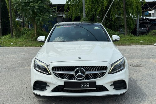 Used 2018 Mercedes Benz C-Class Saloon C300 2.0 AMG