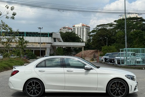 Used 2018 Mercedes Benz C-Class Saloon C300 2.0 AMG