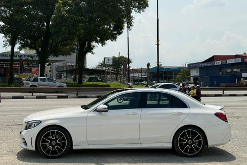 Used 2018 Mercedes Benz C-Class Saloon C300 2.0 AMG
