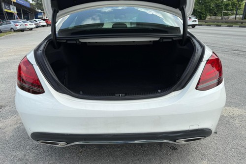 Used 2018 Mercedes Benz C-Class Saloon C300 2.0 AMG