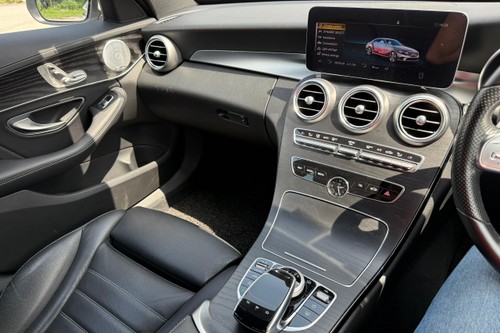 Used 2018 Mercedes Benz C-Class Saloon C300 2.0 AMG