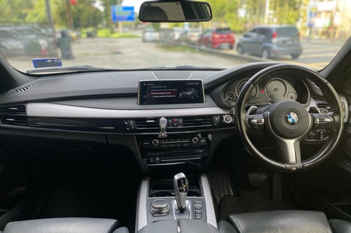 2017 BMW X5 Hybrid xDrive 40e M Sport Terpakai
